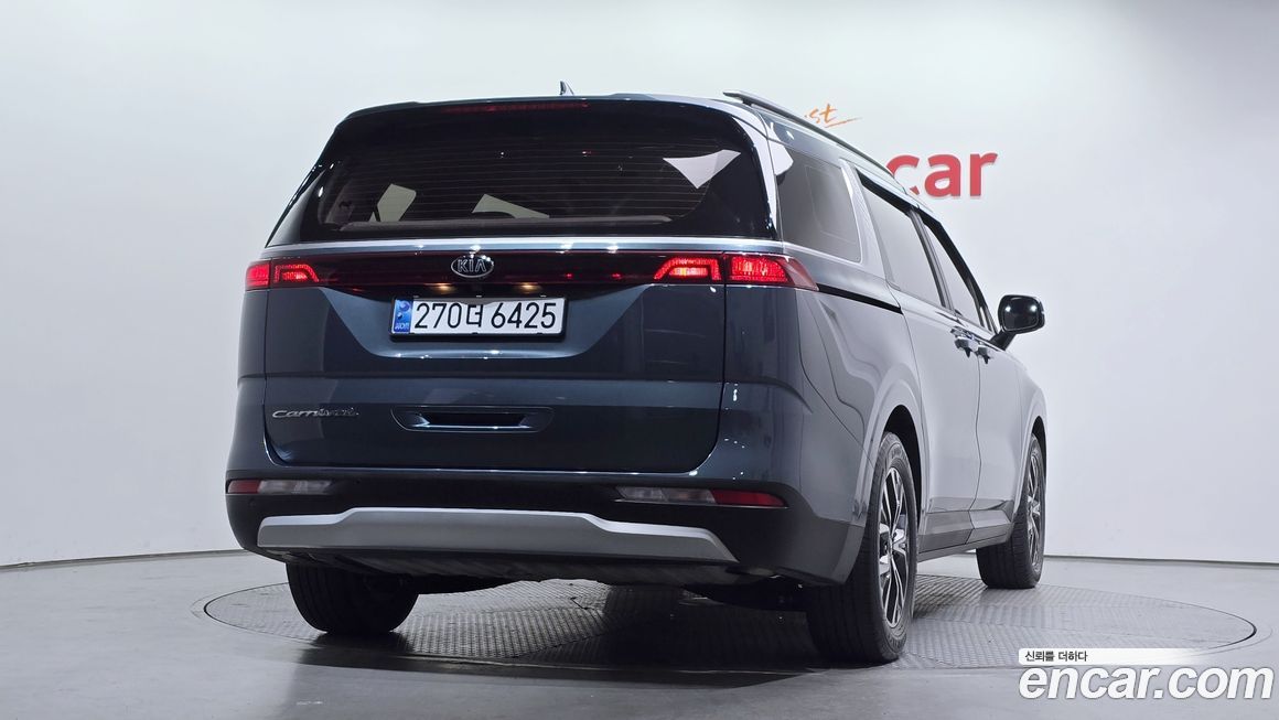 Kia Canival 2021