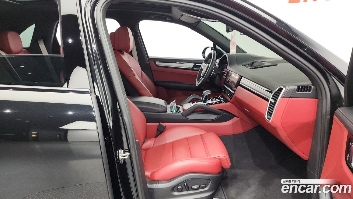 Porsche Cayenne 2023
