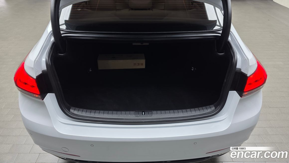 Genesis G80 2017