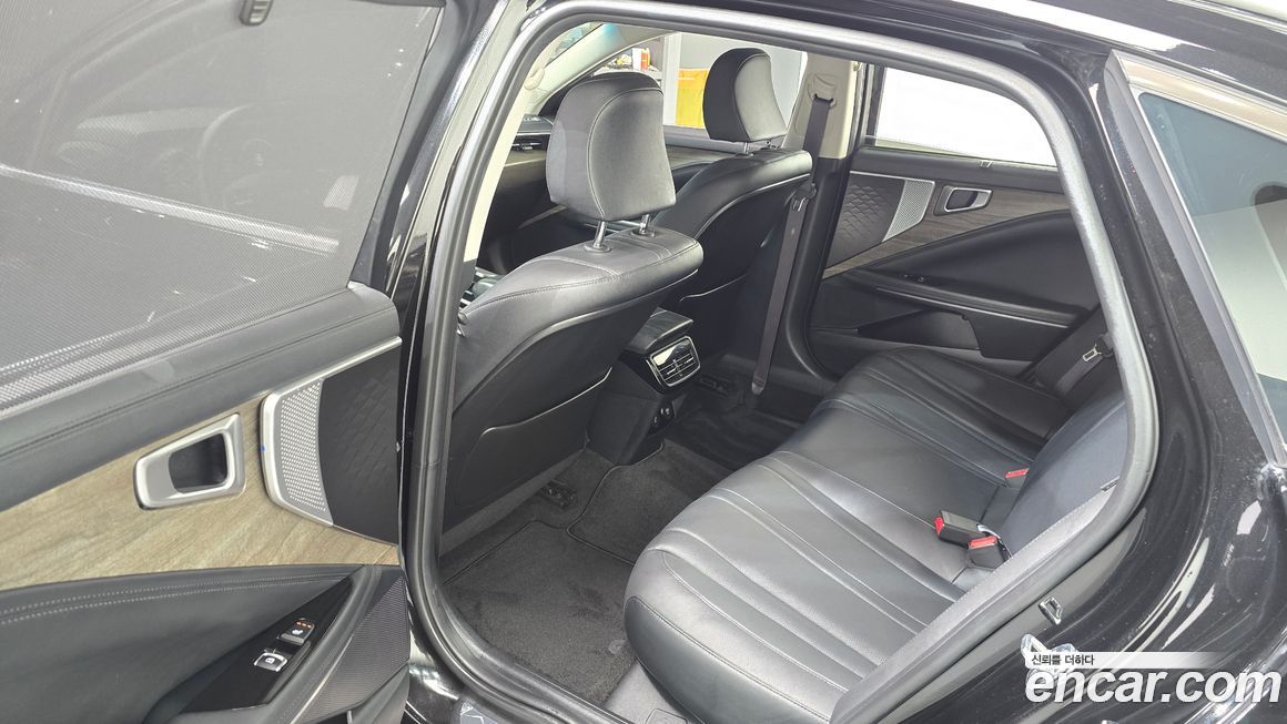 Kia K8 2023