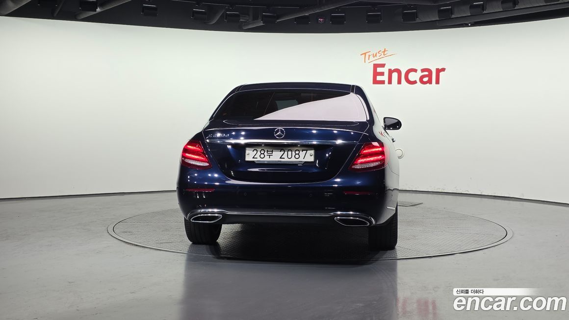 Mercedes-Benz E-Class 2017