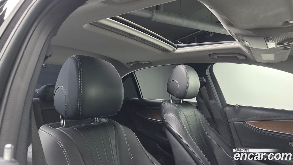 Mercedes-Benz E-Class 2017