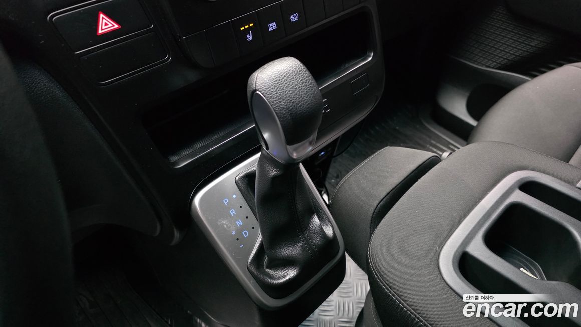 Hyundai Staria 2022
