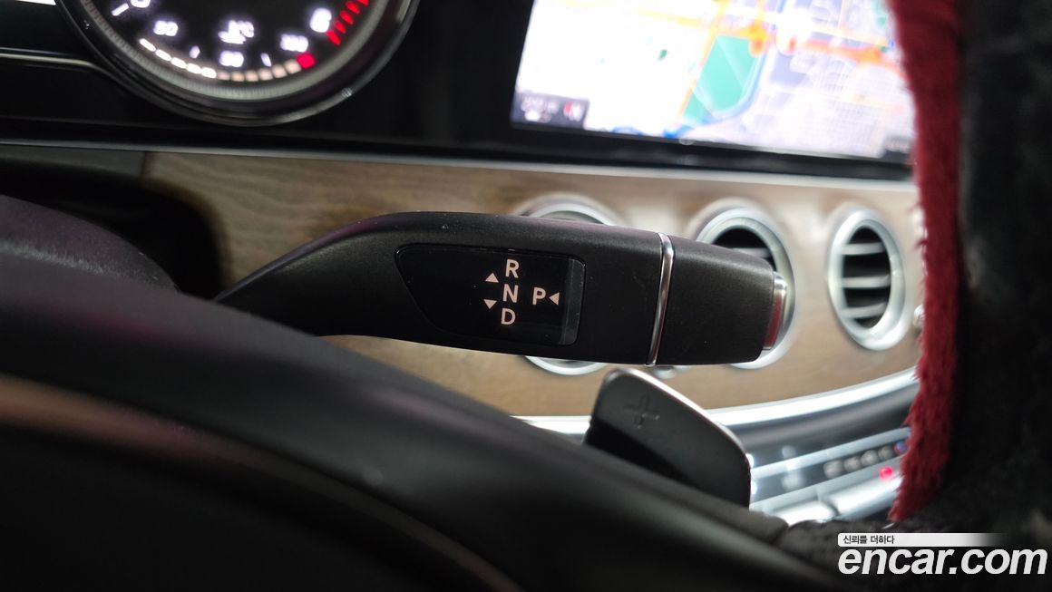 Mercedes-Benz E-Class 2017