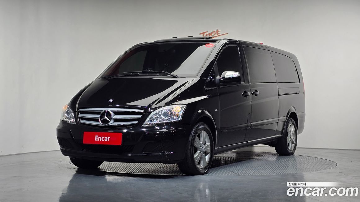 Mercedes-Benz V-Class 2011