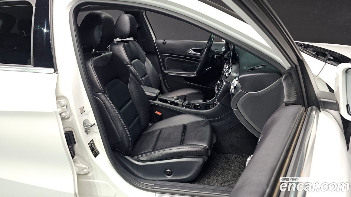 Mercedes-Benz GLA-Class 2019
