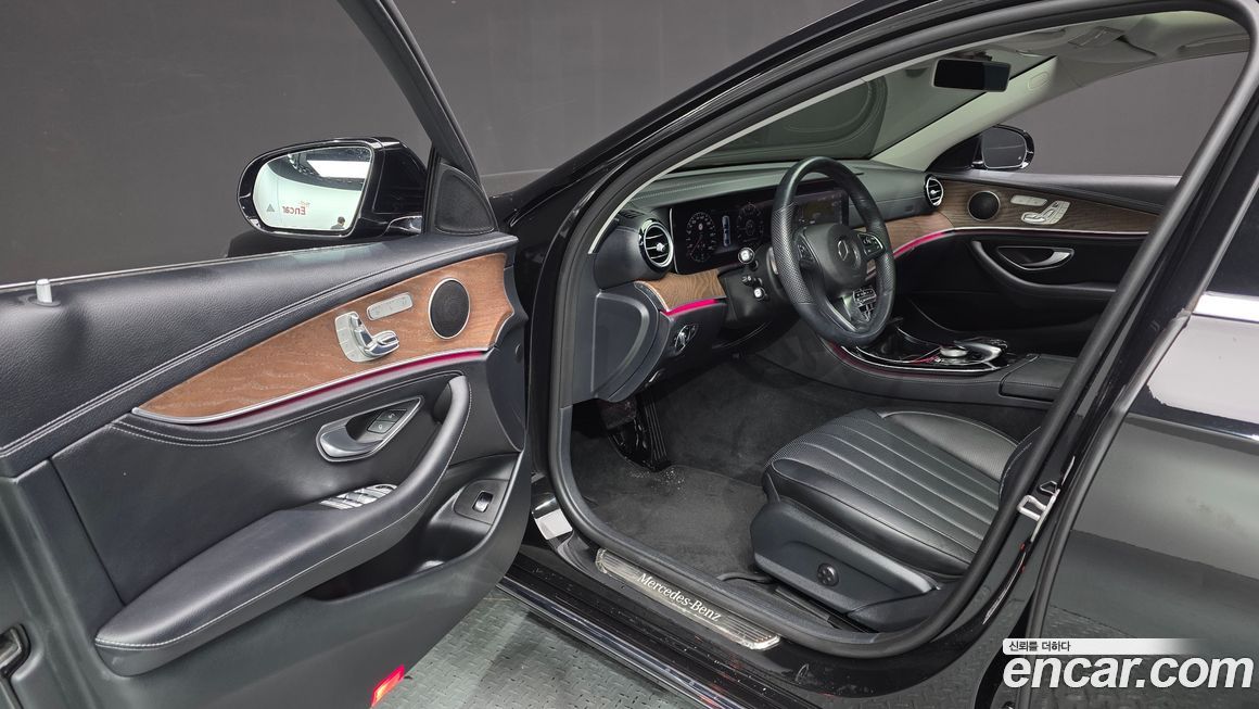 Mercedes-Benz E-Class 2017