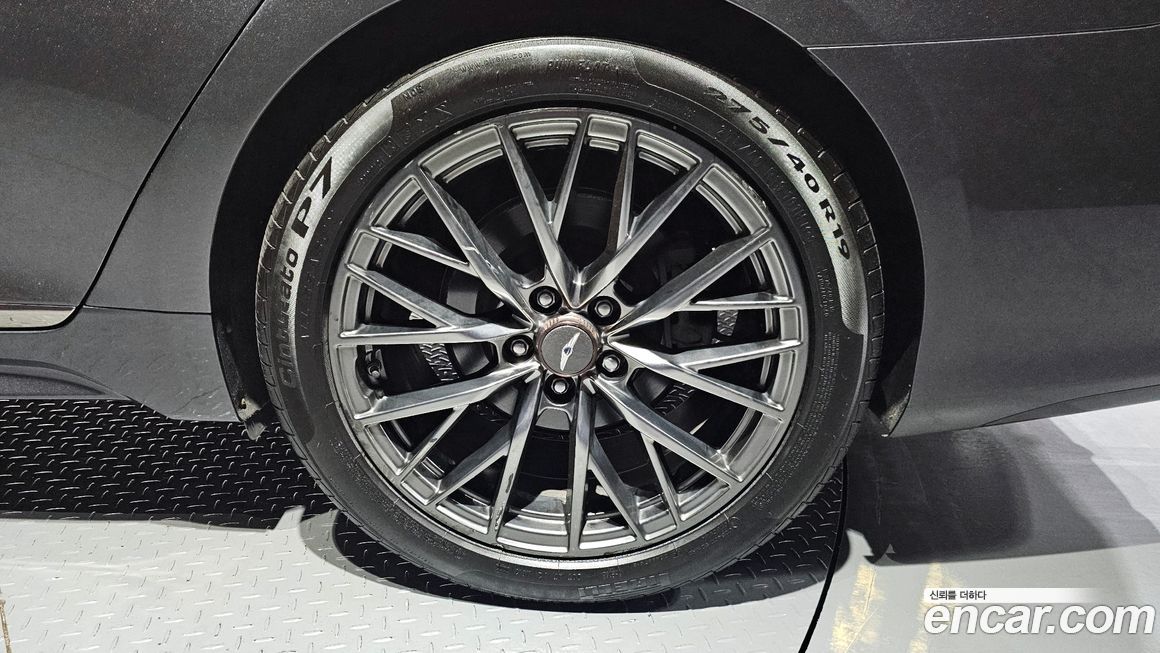 Genesis G80 2018