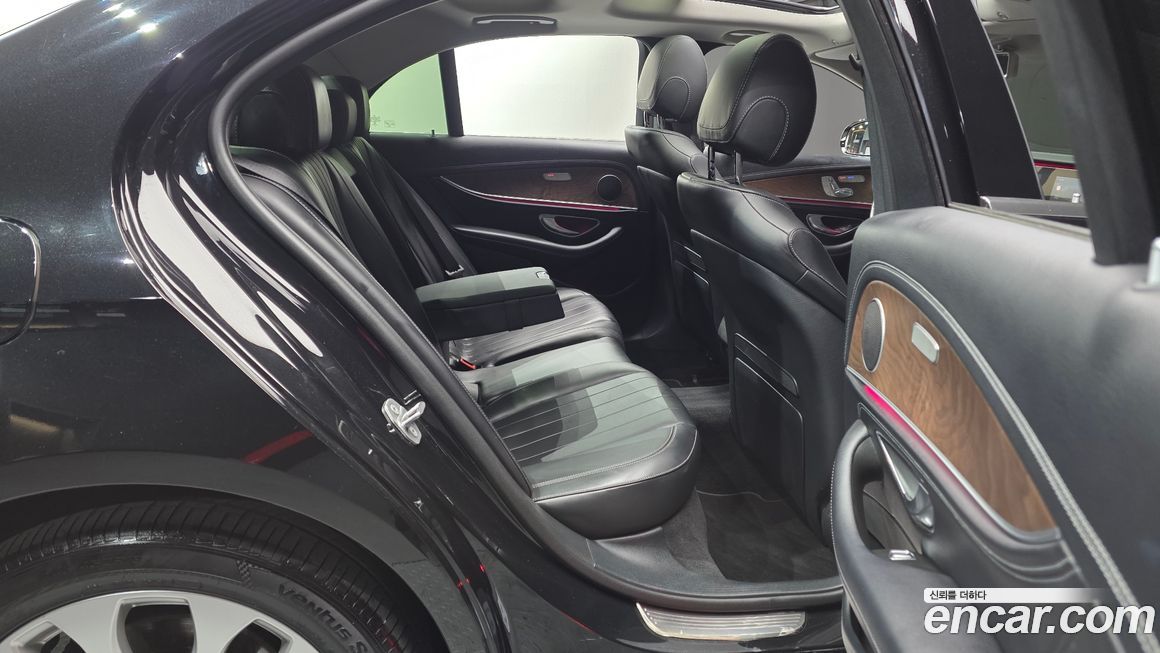 Mercedes-Benz E-Class 2017