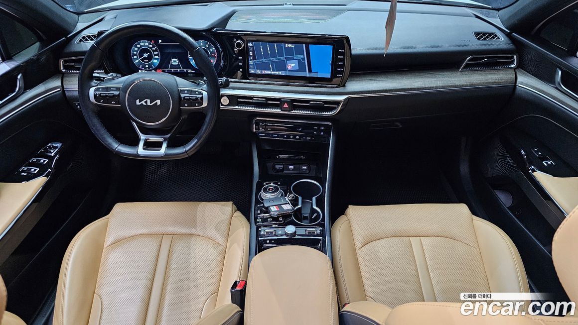 Kia K5 2023