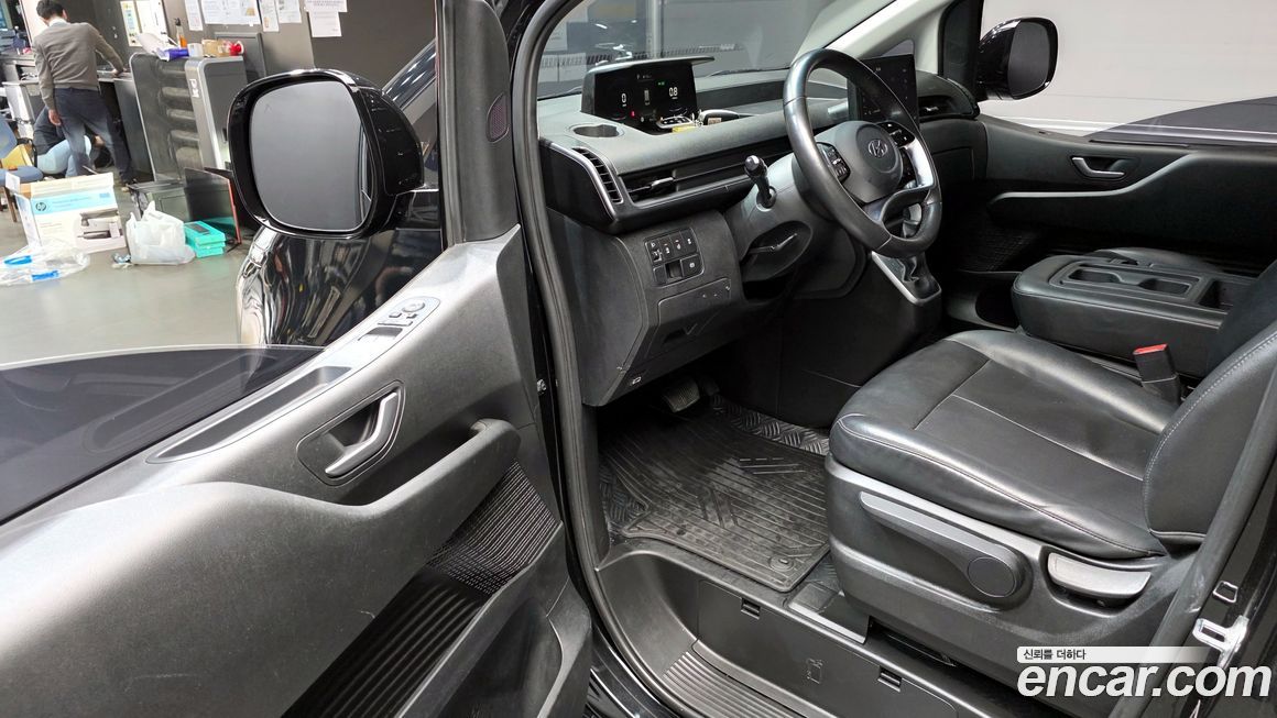 Hyundai Staria 2022