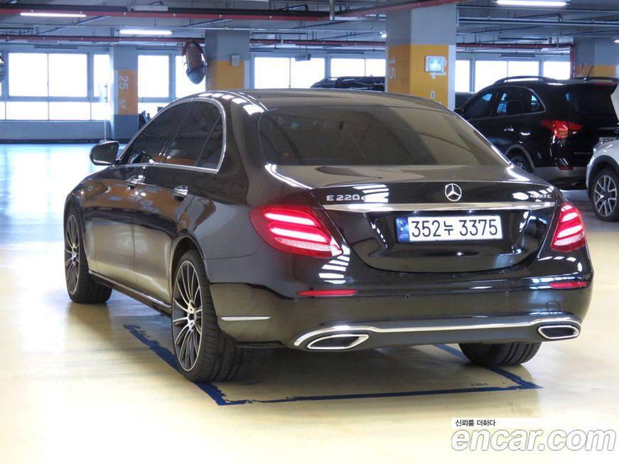 Mercedes-Benz E-Class 2017