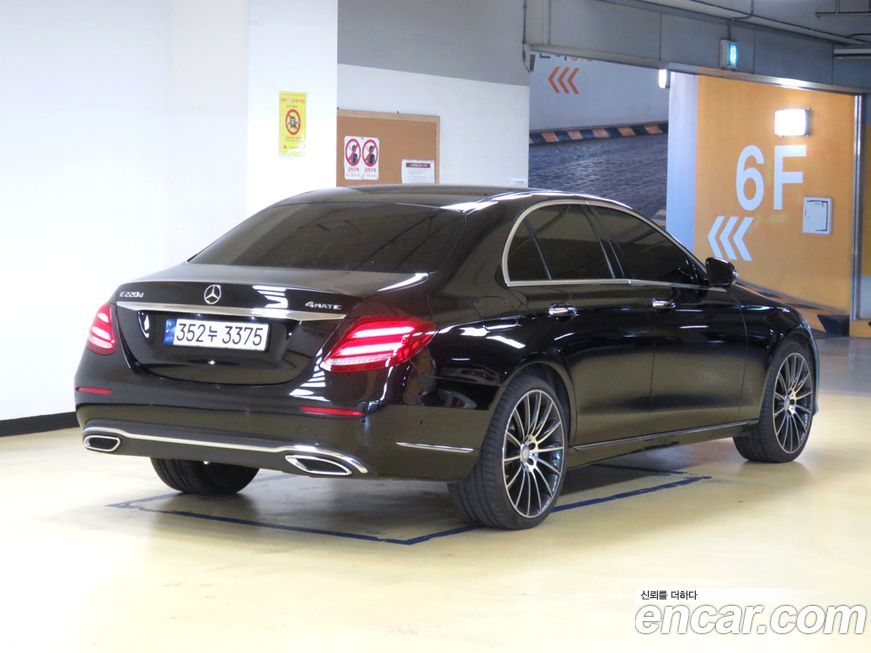 Mercedes-Benz E-Class 2017