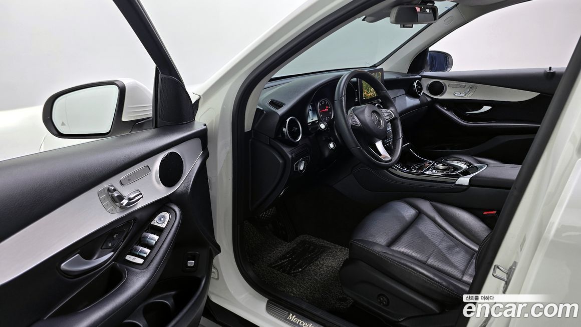 Mercedes-Benz GLC-Class 2018