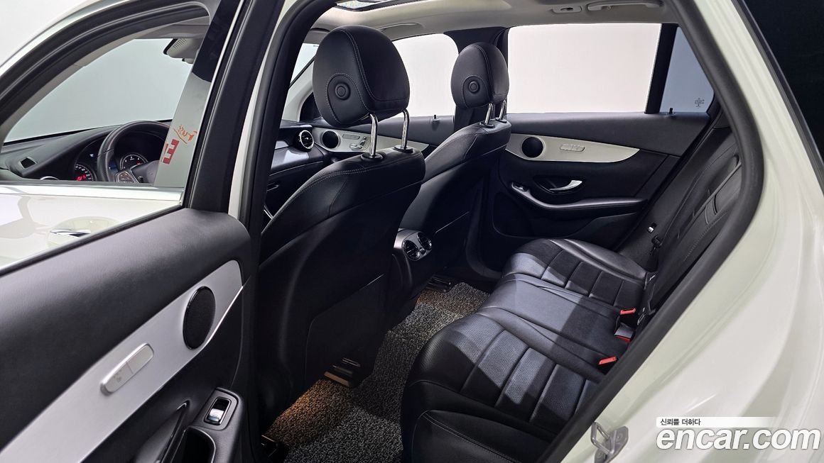 Mercedes-Benz GLC-Class 2018