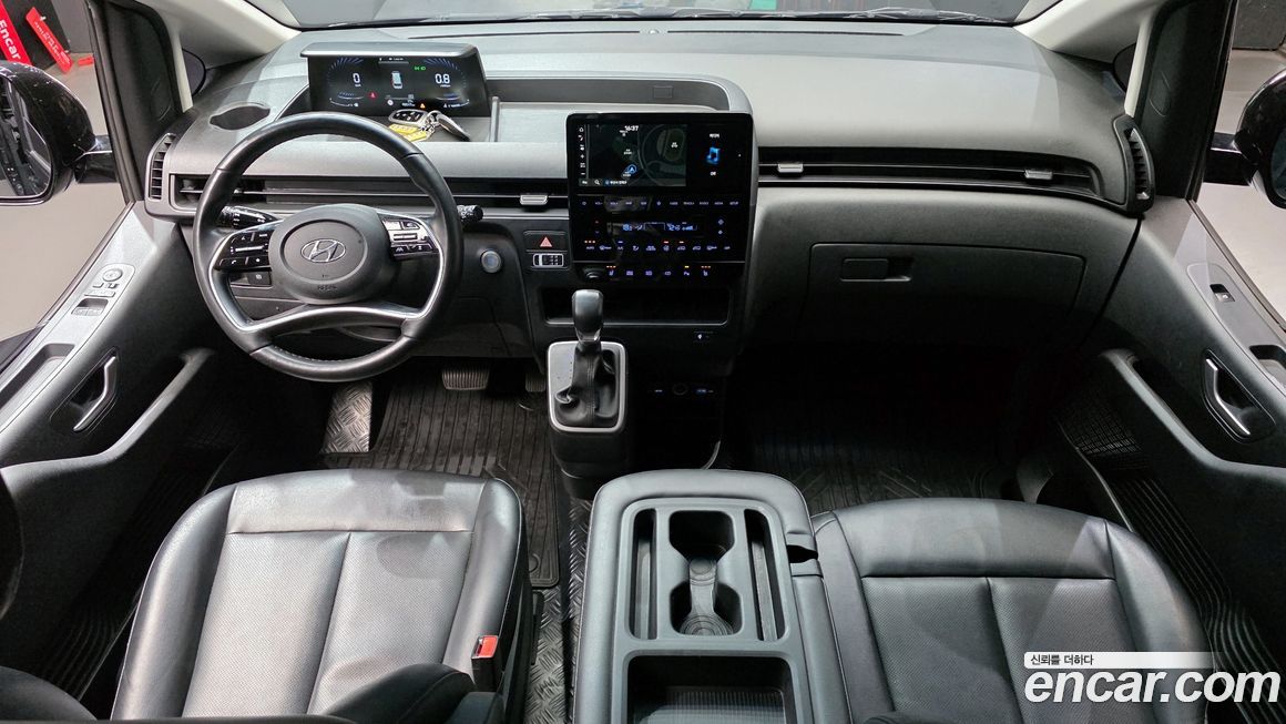 Hyundai Staria 2022