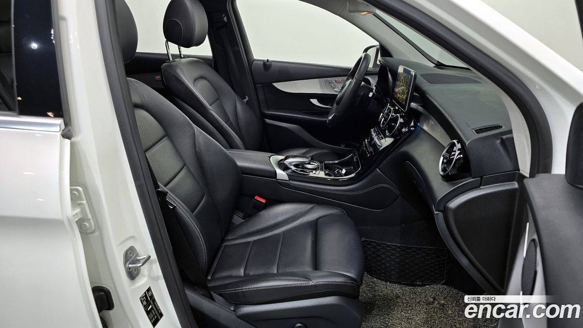 Mercedes-Benz GLC-Class 2018