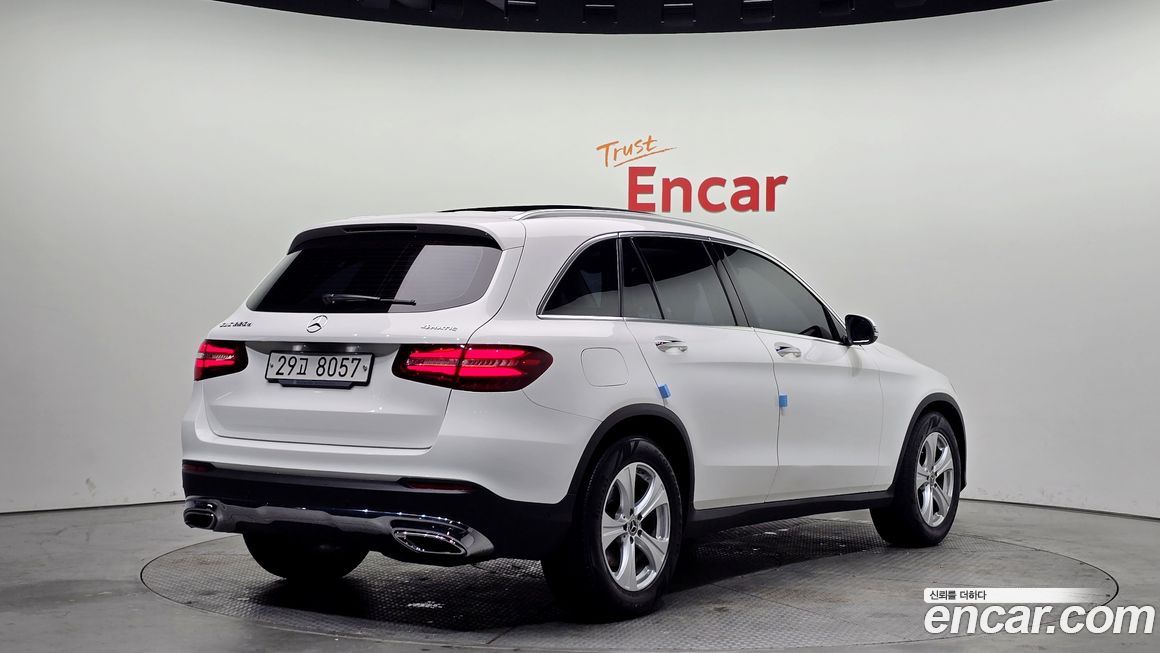 Mercedes-Benz GLC-Class 2018