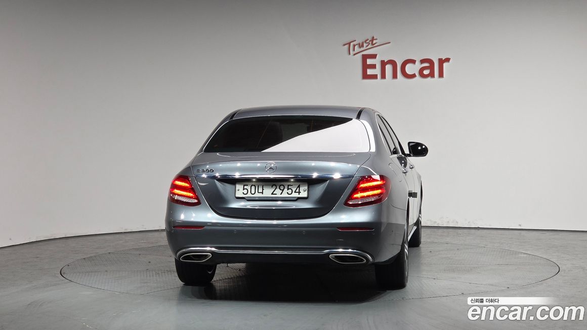 Mercedes-Benz E-Class 2019