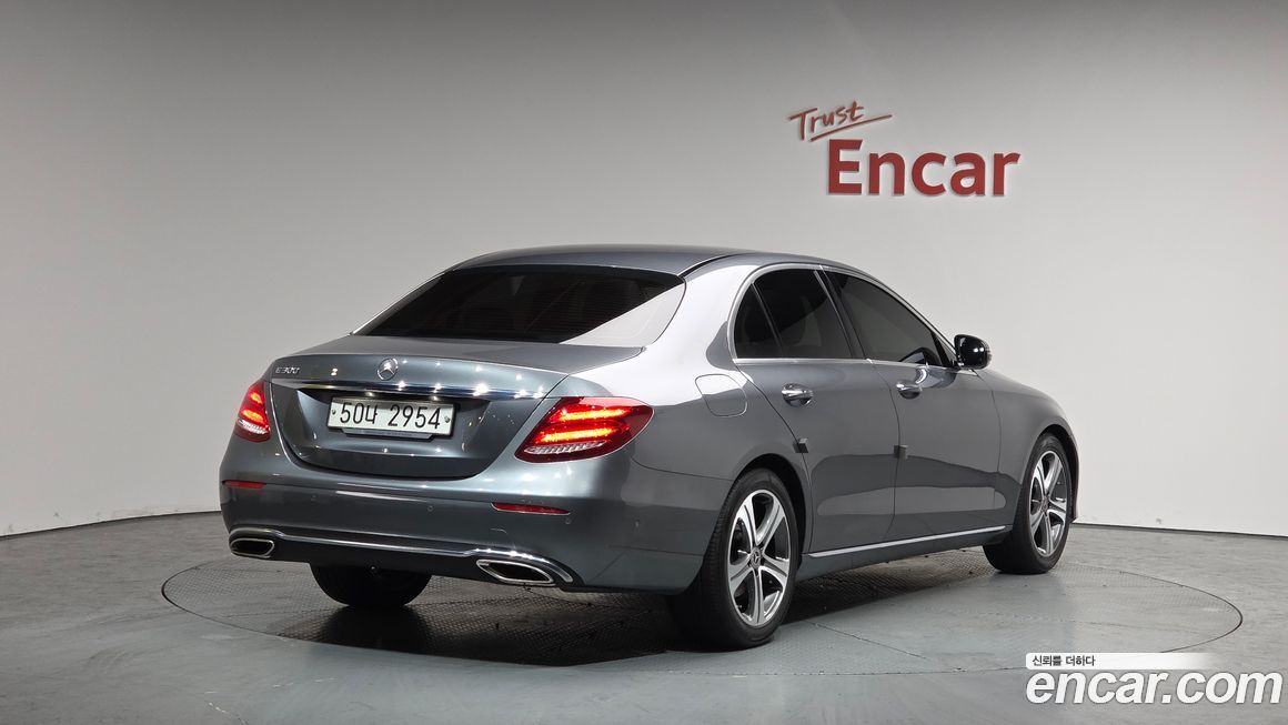 Mercedes-Benz E-Class 2019