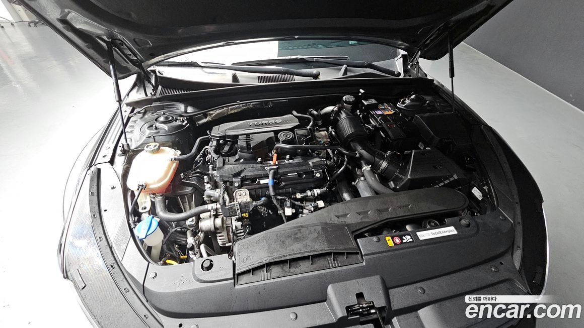 Kia K5 2023