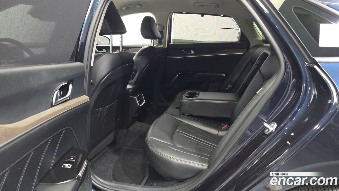 Kia K5 2023