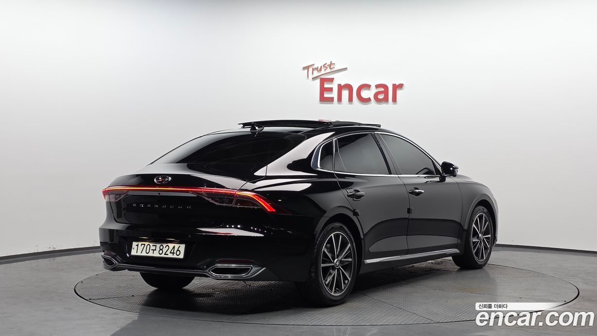 Hyundai Grandeur 2022