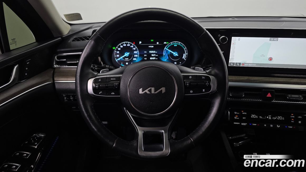 Kia K5 2023