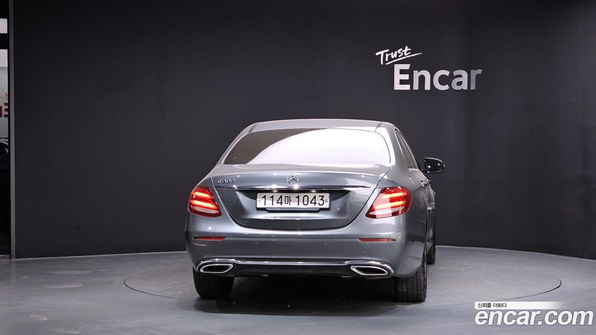 Mercedes-Benz E-Class 2020