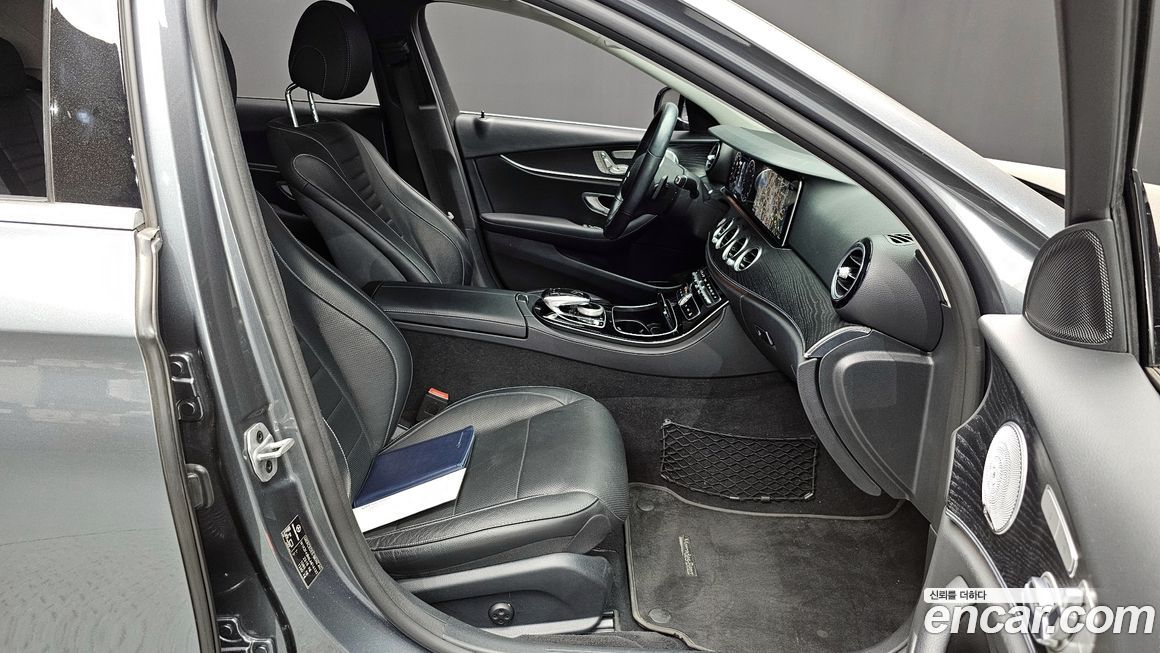 Mercedes-Benz E-Class 2020