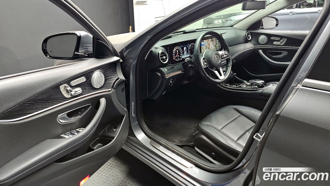 Mercedes-Benz E-Class 2020