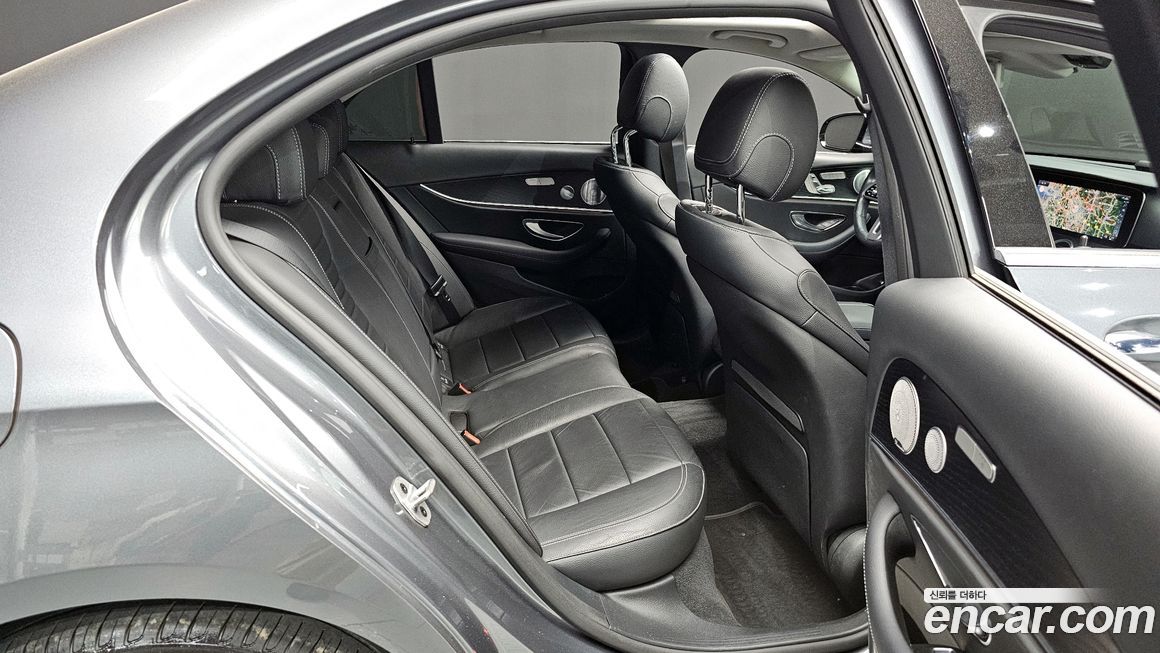 Mercedes-Benz E-Class 2020