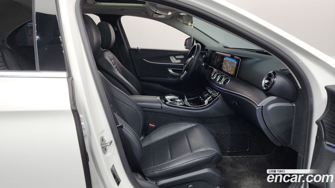 Mercedes-Benz E-Class 2020