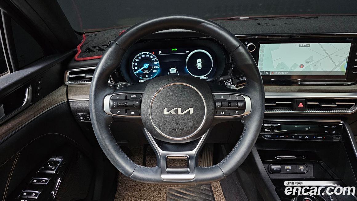 Kia K5 2023