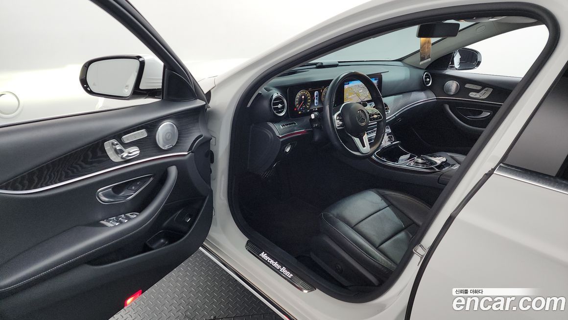 Mercedes-Benz E-Class 2020