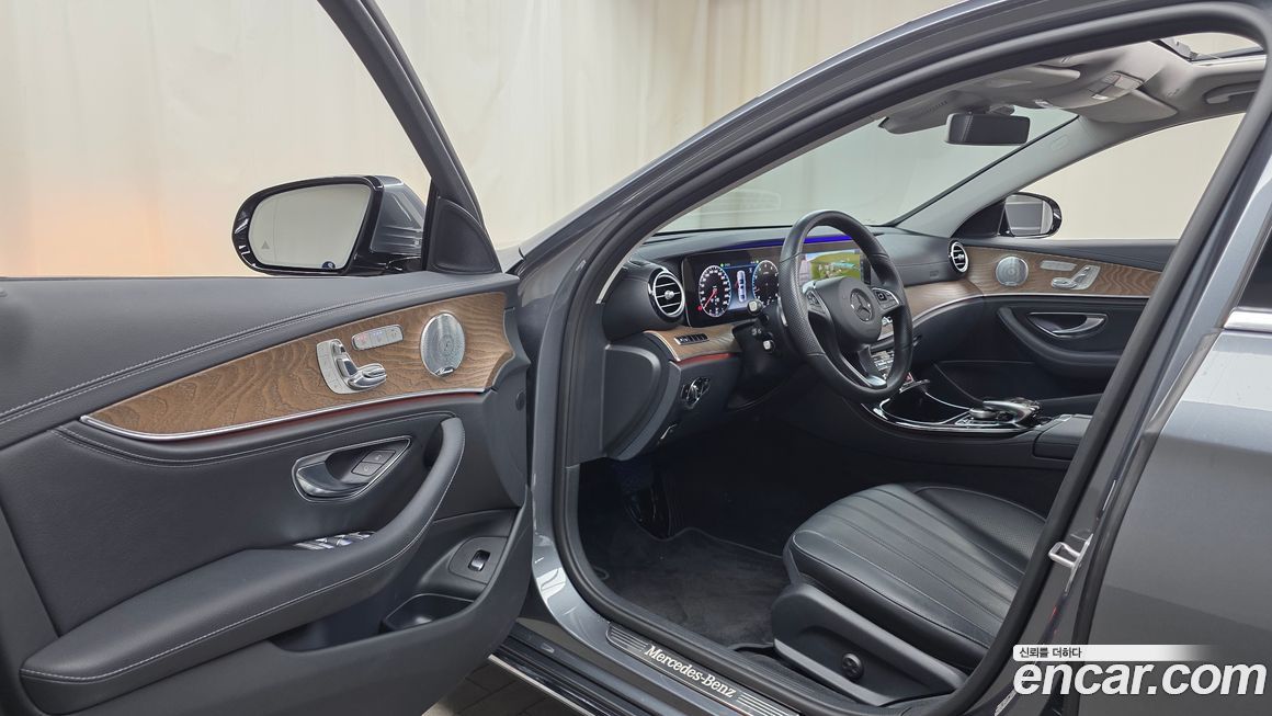 Mercedes-Benz E-Class 2018