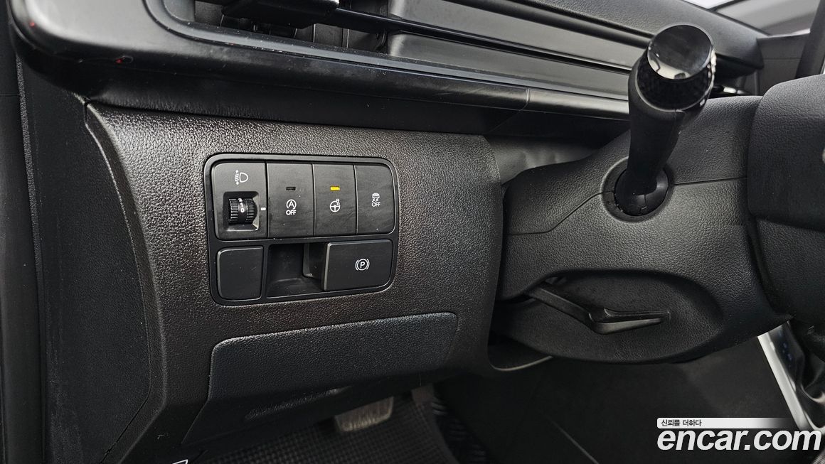 Hyundai Staria 2023