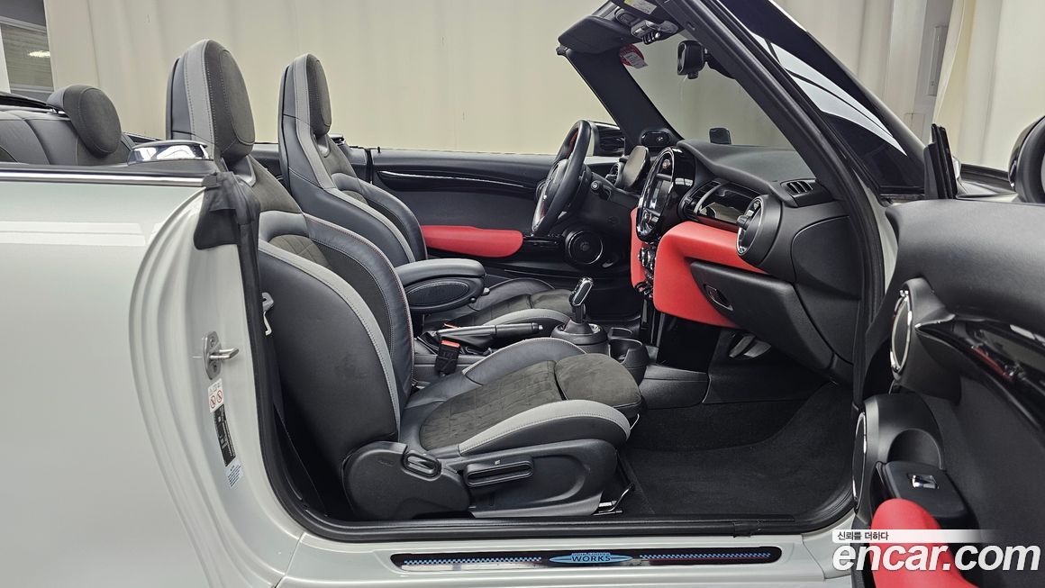 Mini Cooper Convertible 2021