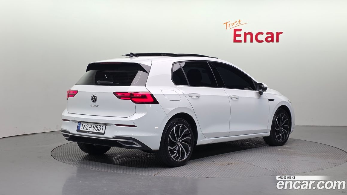 Volkswagen Golf 2023