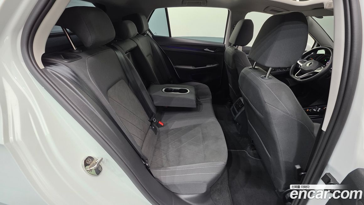 Volkswagen Golf 2023