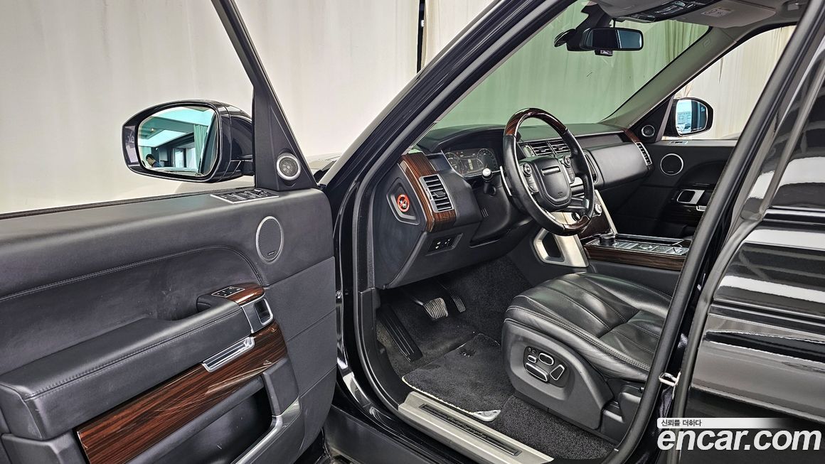Land Rover Range Rover 2014