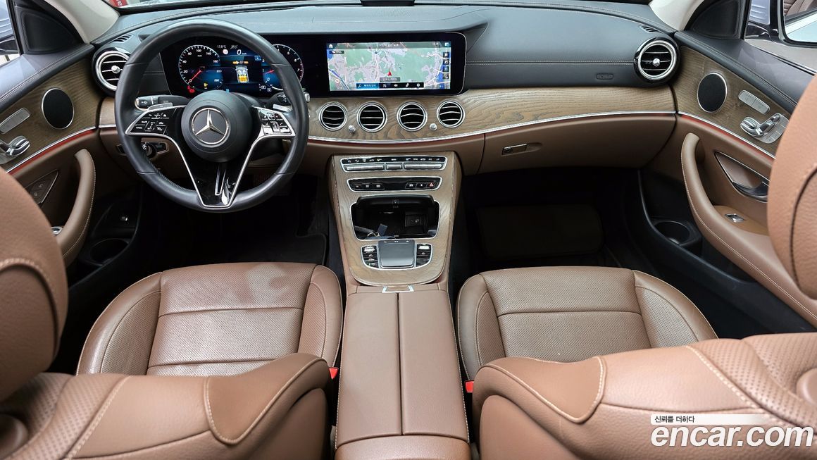 Mercedes-Benz E-Class 2021