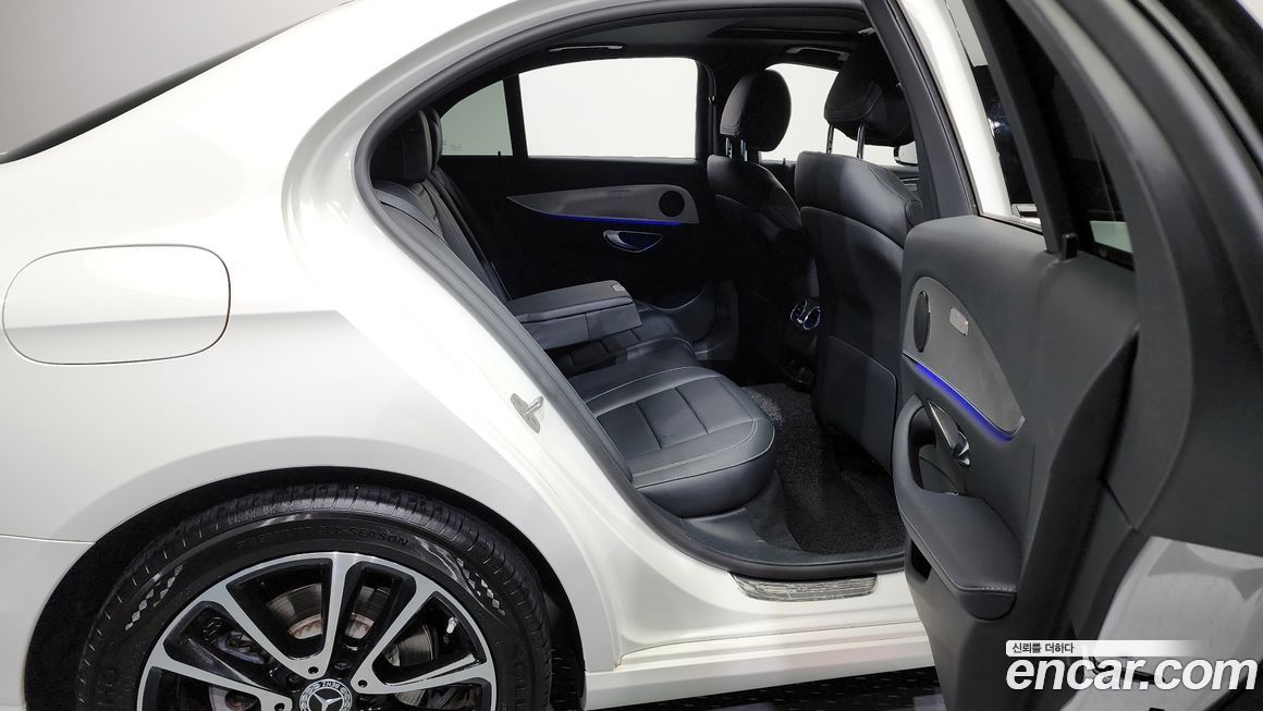 Mercedes-Benz E-Class 2020