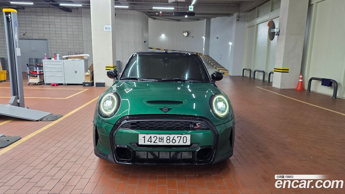 Mini Cooper Convertible 2022