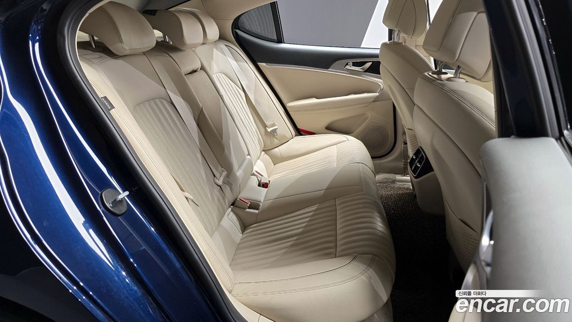 Genesis G70 2021