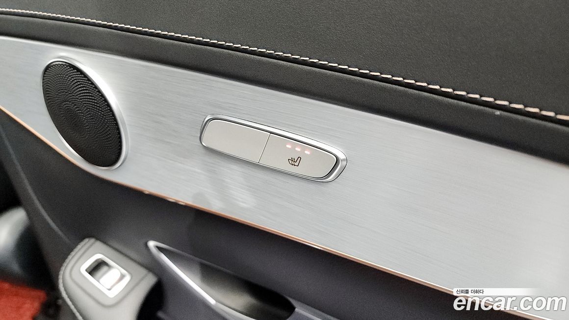 Mercedes-Benz EQC 2020