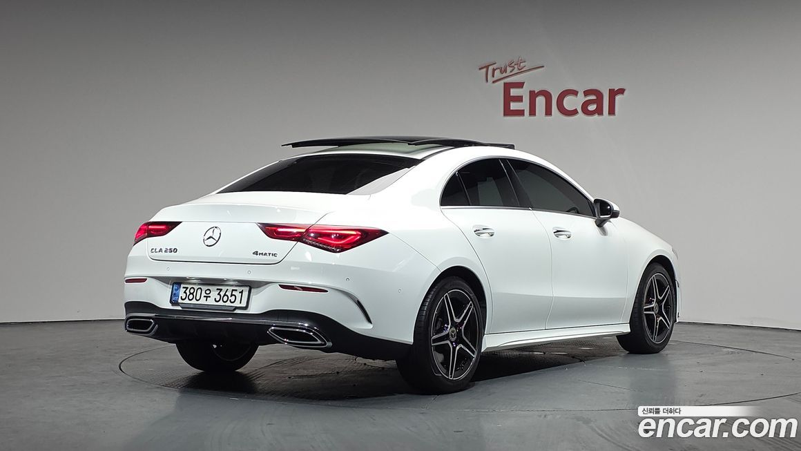 Mercedes-Benz CLA-Class 2021