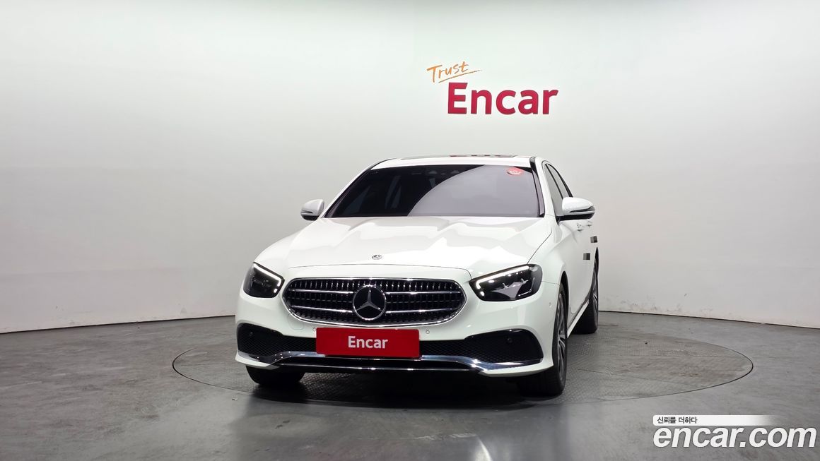 Mercedes-Benz E-Class 2021