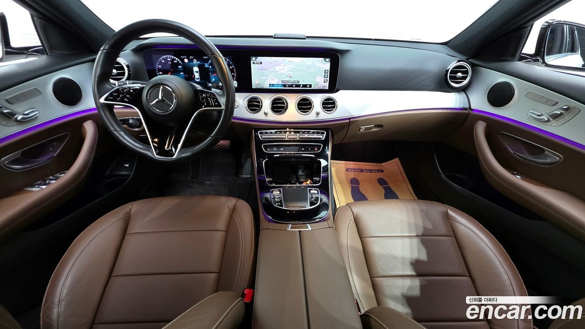 Mercedes-Benz E-Class 2021