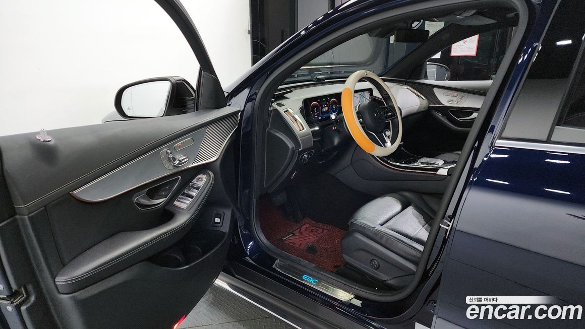 Mercedes-Benz EQC 2020